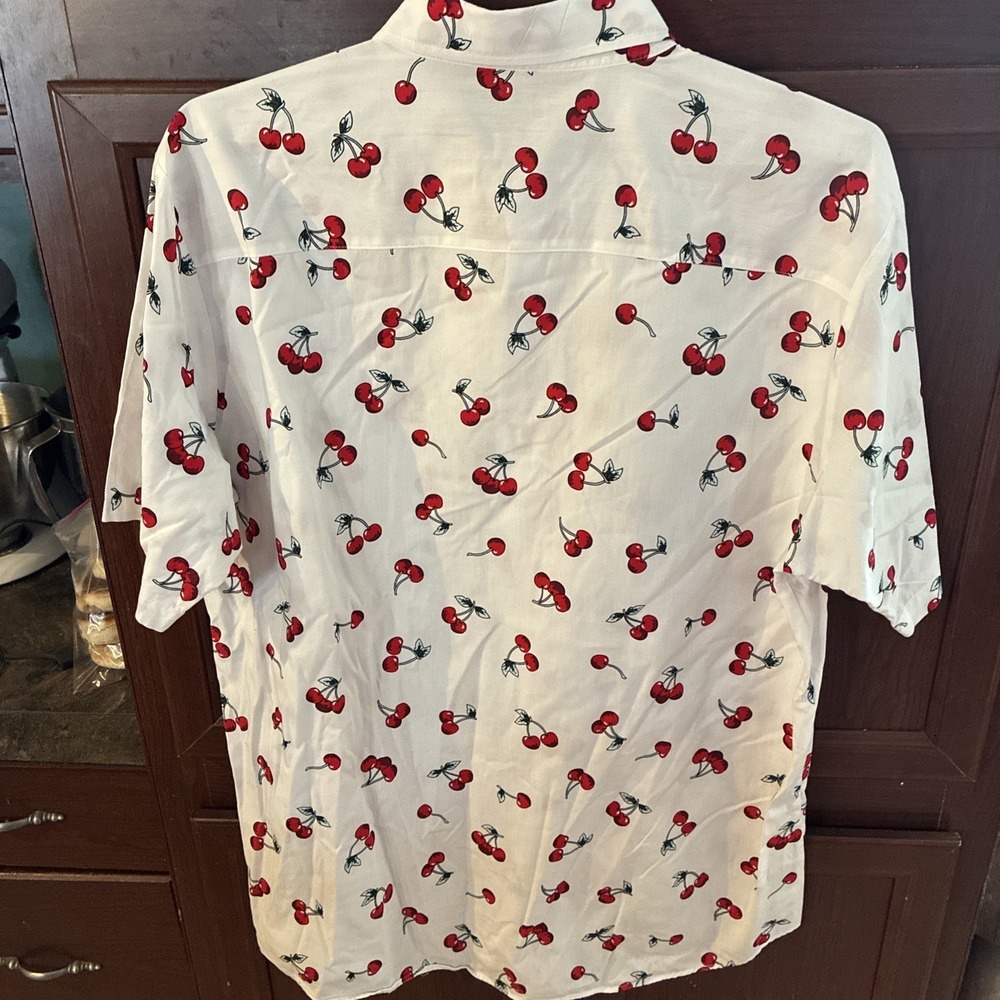 Jogal Men's Short Sleeve Button Up Cherry Print Collard White Shirt Size: XL - Picture 6 of 10